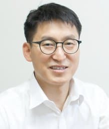 Kang-Hyun Jo